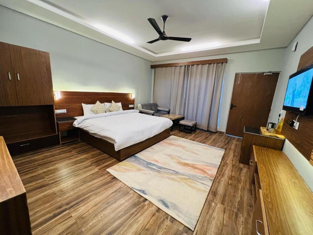 The Foresta By Orchid Hospitality & Holidays Hotel Mukteshwar Luaran gambar
